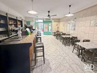 Bar à Saint-Maximin - Miniature 2